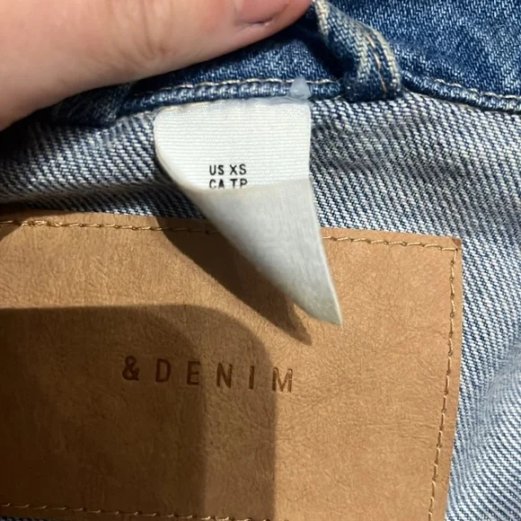 jean jacket - Picture 2 of 5